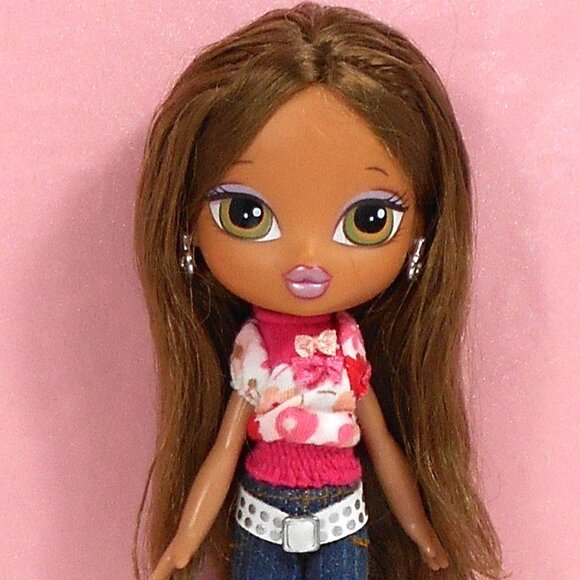 Bratz Yasmin Kidz Kid School Brown Hair Green Eyes MGA - Picture 1 of 5